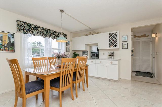 244 SAINT AUGUSTINE AVENUE 107, Venice, FL 34285