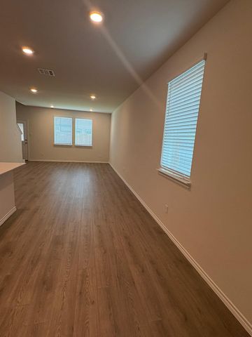 219 Tall Cedar Way, Princeton, TX 75407