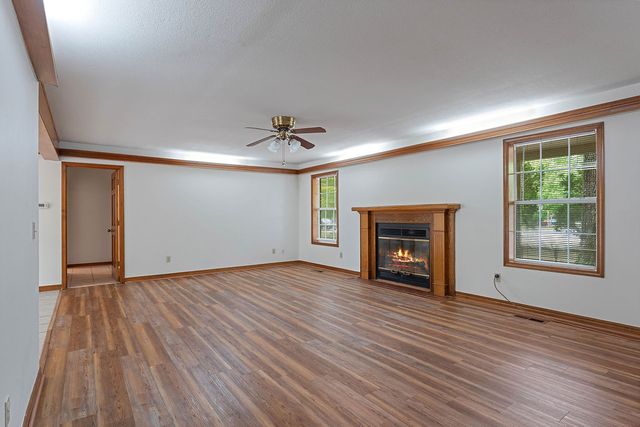 13998 E Highway 12, Rogers, AR 72756