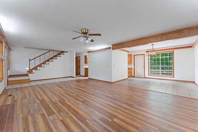 13998 E Highway 12, Rogers, AR 72756