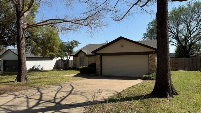 2961 Cripple Creek Trail, Grapevine, TX 76051