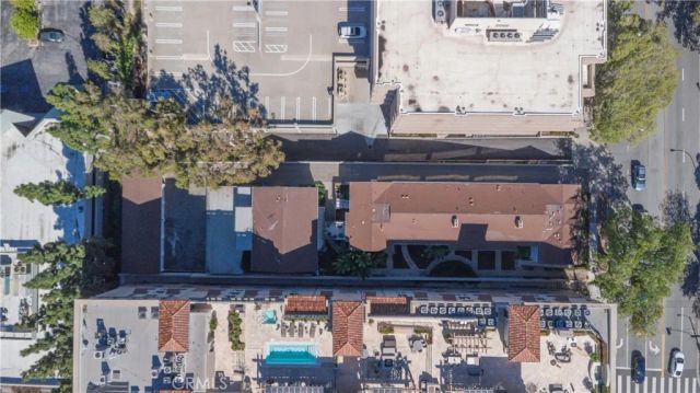 181 S Marengo, Pasadena, CA 91101
