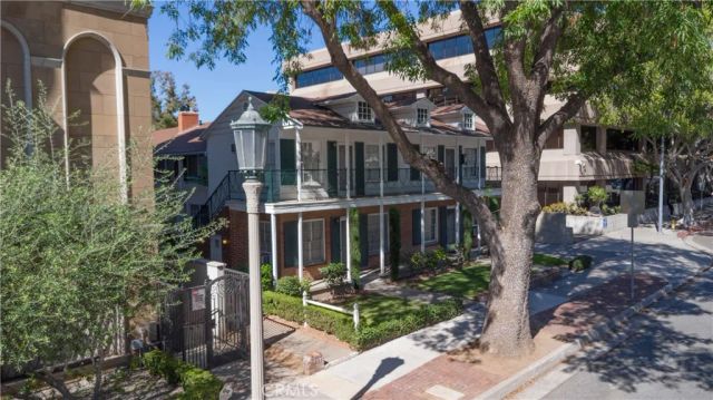 181 S Marengo, Pasadena, CA 91101