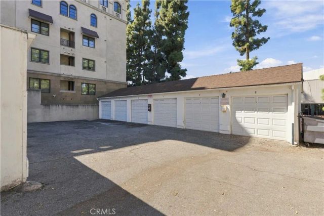 181 S Marengo, Pasadena, CA 91101