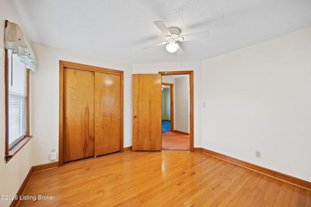 5705 Maryman Rd, Louisville, KY 40258