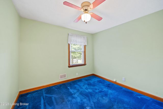 5705 Maryman Rd, Louisville, KY 40258
