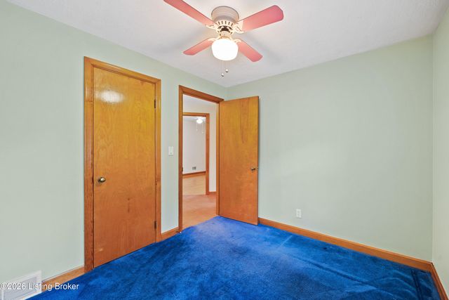 5705 Maryman Rd, Louisville, KY 40258