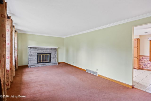 5705 Maryman Rd, Louisville, KY 40258