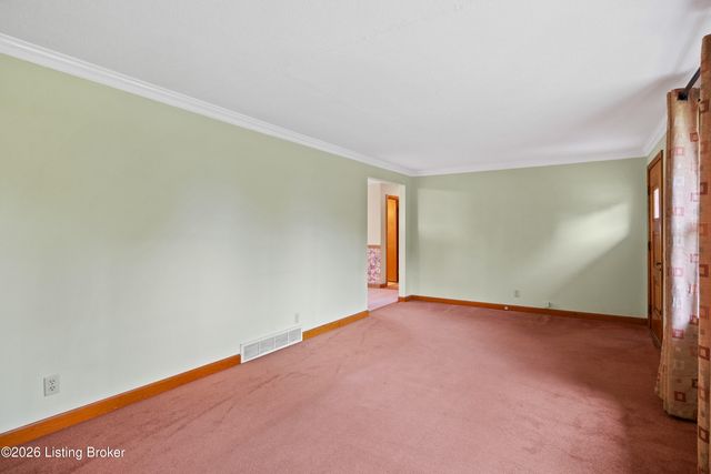 5705 Maryman Rd, Louisville, KY 40258
