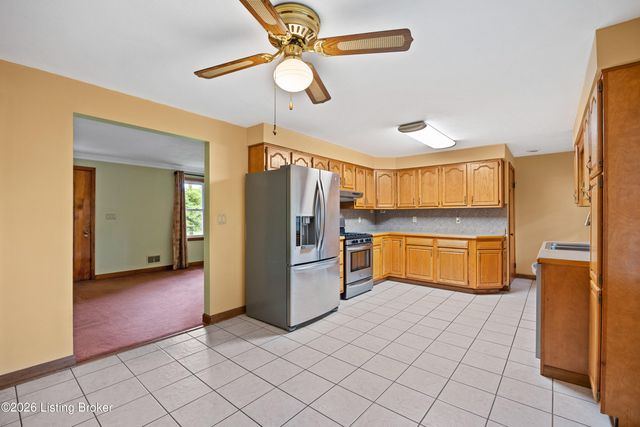5705 Maryman Rd, Louisville, KY 40258