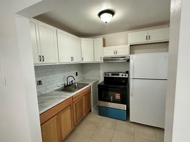 555 Purdy Lane 306, Palm Springs, FL 33461