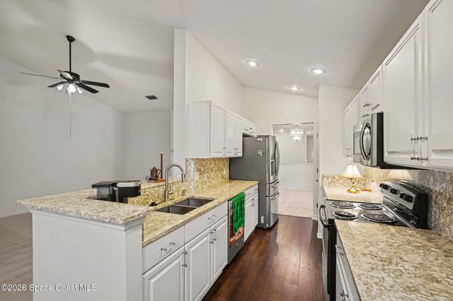912 Handsome Cab Lane 201, Melbourne, FL 32940