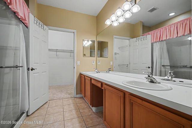 912 Handsome Cab Lane 201, Melbourne, FL 32940
