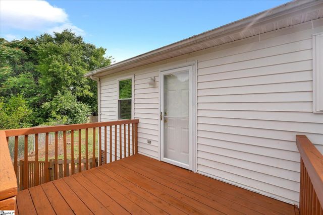 18 Genesis Court, Greenville, SC 29601