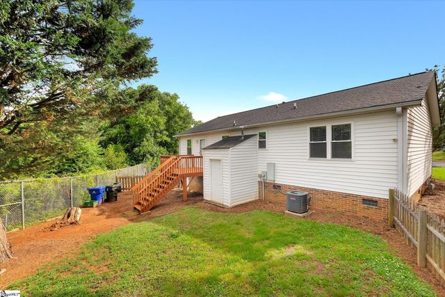 18 Genesis Court, Greenville, SC 29601