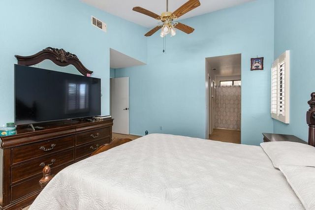 1361 S Palm Avenue, Hemet, CA 92543