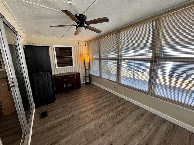 5619 BAYSHORE ROAD 120, Palmetto, FL 34221