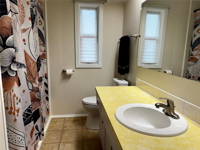 5619 BAYSHORE ROAD 120, Palmetto, FL 34221