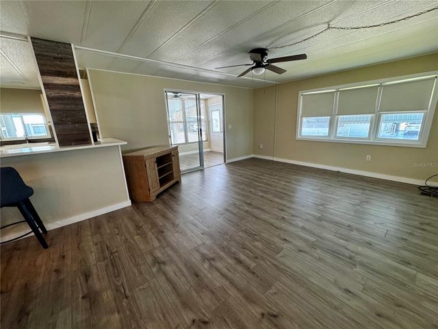 5619 BAYSHORE ROAD 120, Palmetto, FL 34221