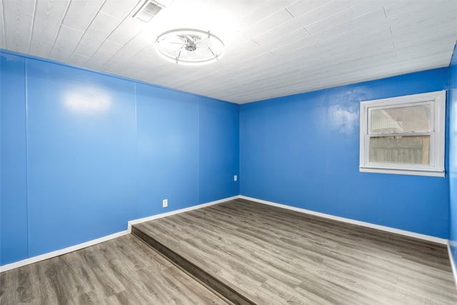 1313 Euclid Avenue, Des Moines, IA 50313