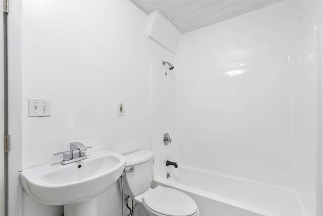 1313 Euclid Avenue, Des Moines, IA 50313