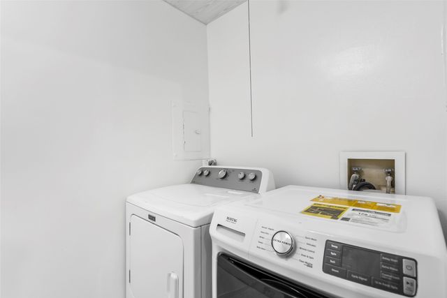 1313 Euclid Avenue, Des Moines, IA 50313