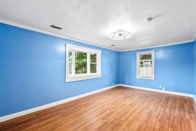 1313 Euclid Avenue, Des Moines, IA 50313