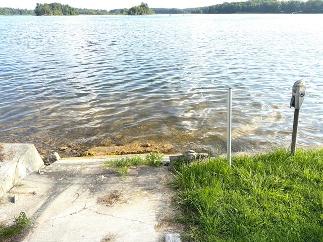 8871 Lakeview Boulevard, Rodney, MI 49342