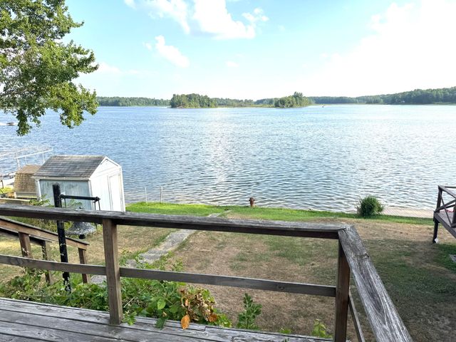 8871 Lakeview Boulevard, Rodney, MI 49342