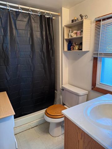 8871 Lakeview Boulevard, Rodney, MI 49342