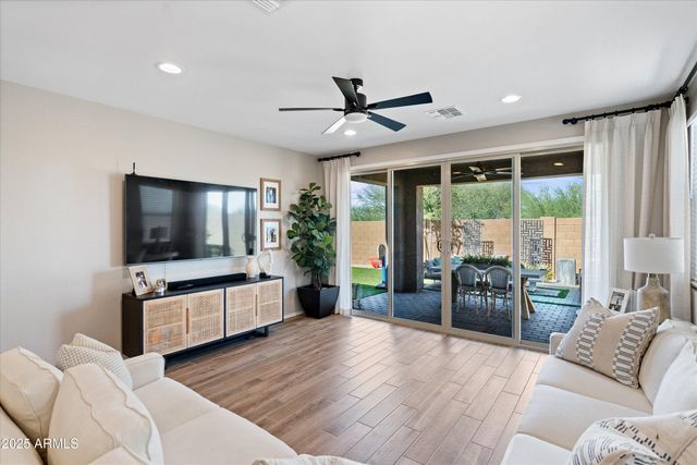 618 E Piedmont Road, Phoenix, AZ 85042