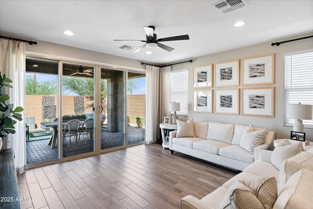 618 E Piedmont Road, Phoenix, AZ 85042