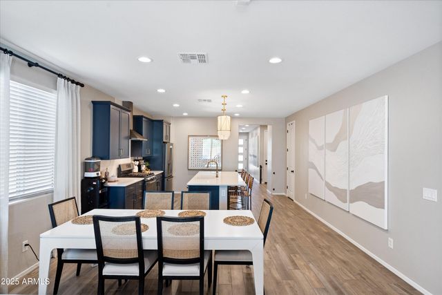 618 E Piedmont Road, Phoenix, AZ 85042