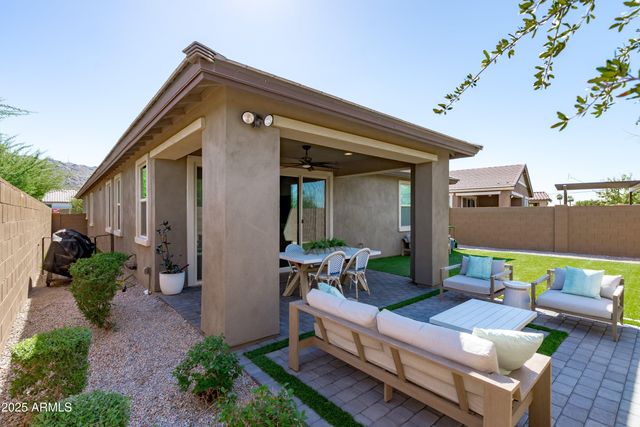 618 E Piedmont Road, Phoenix, AZ 85042