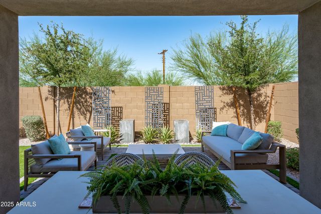 618 E Piedmont Road, Phoenix, AZ 85042