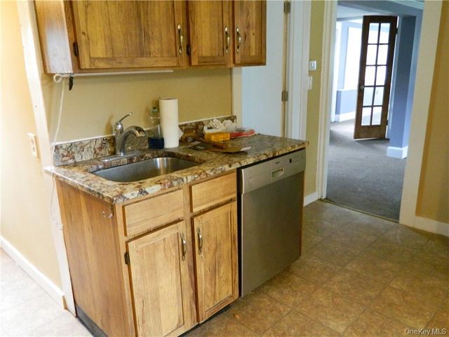 34 Kings Highway, New City, NY 10956