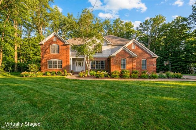 1953 Stone Ridge Drive, Hinckley, OH 44233