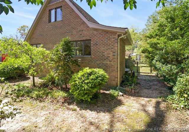 1844 Morganton Road, Fayetteville, NC 28305