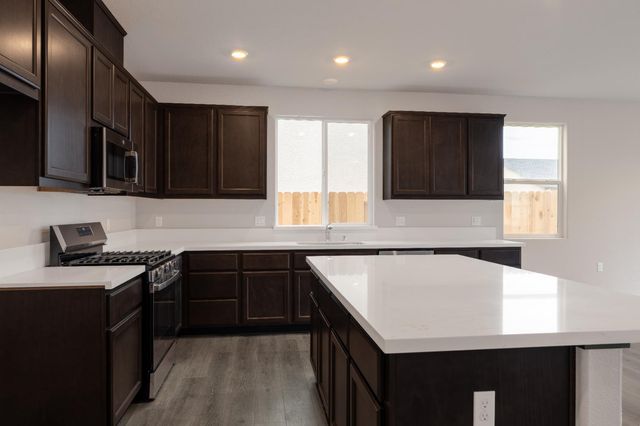 4935 Abbi Ct, Keyes, CA 95328