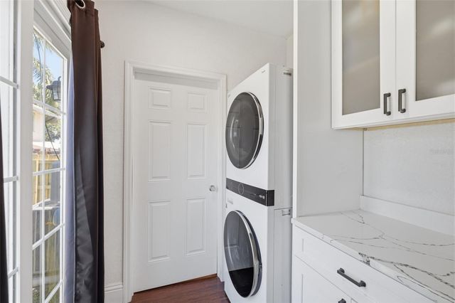 2237 14TH AVENUE N, St Petersburg, FL 33713