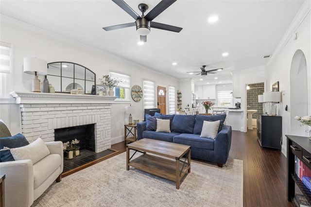 2237 14TH AVENUE N, St Petersburg, FL 33713