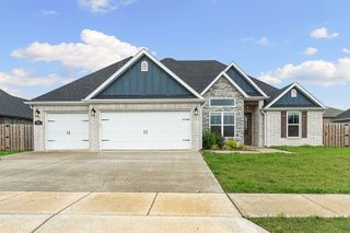 901 Carlock Drive, Pea Ridge, AR 72751