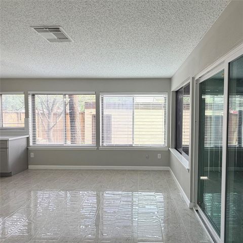 7202 S Dairy Ashford Road, Houston, TX 77072