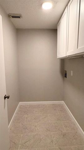 7202 S Dairy Ashford Road, Houston, TX 77072
