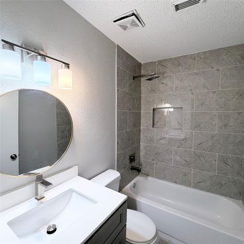7202 S Dairy Ashford Road, Houston, TX 77072
