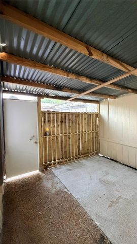 7202 S Dairy Ashford Road, Houston, TX 77072