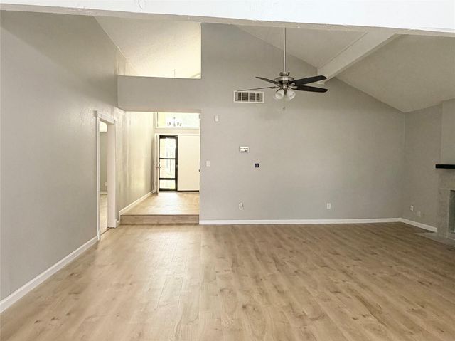 7202 S Dairy Ashford Road, Houston, TX 77072