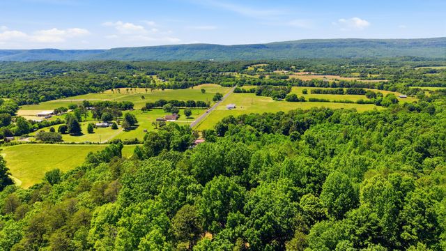 400 Ditch Gap Road, Whitwell, TN 37397