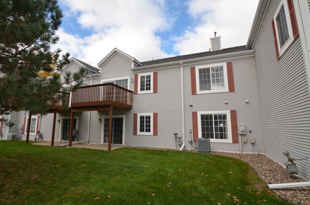 194 Emerson Avenue E, West Saint Paul, MN 55118 — photo 2