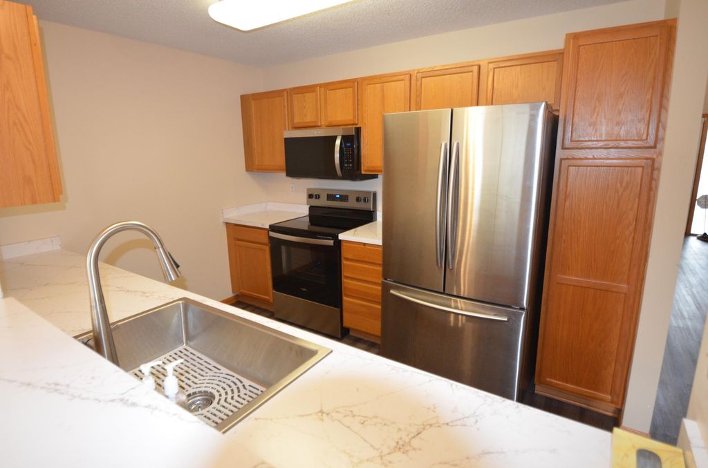 194 Emerson Avenue E, West Saint Paul, MN 55118 — photo 4